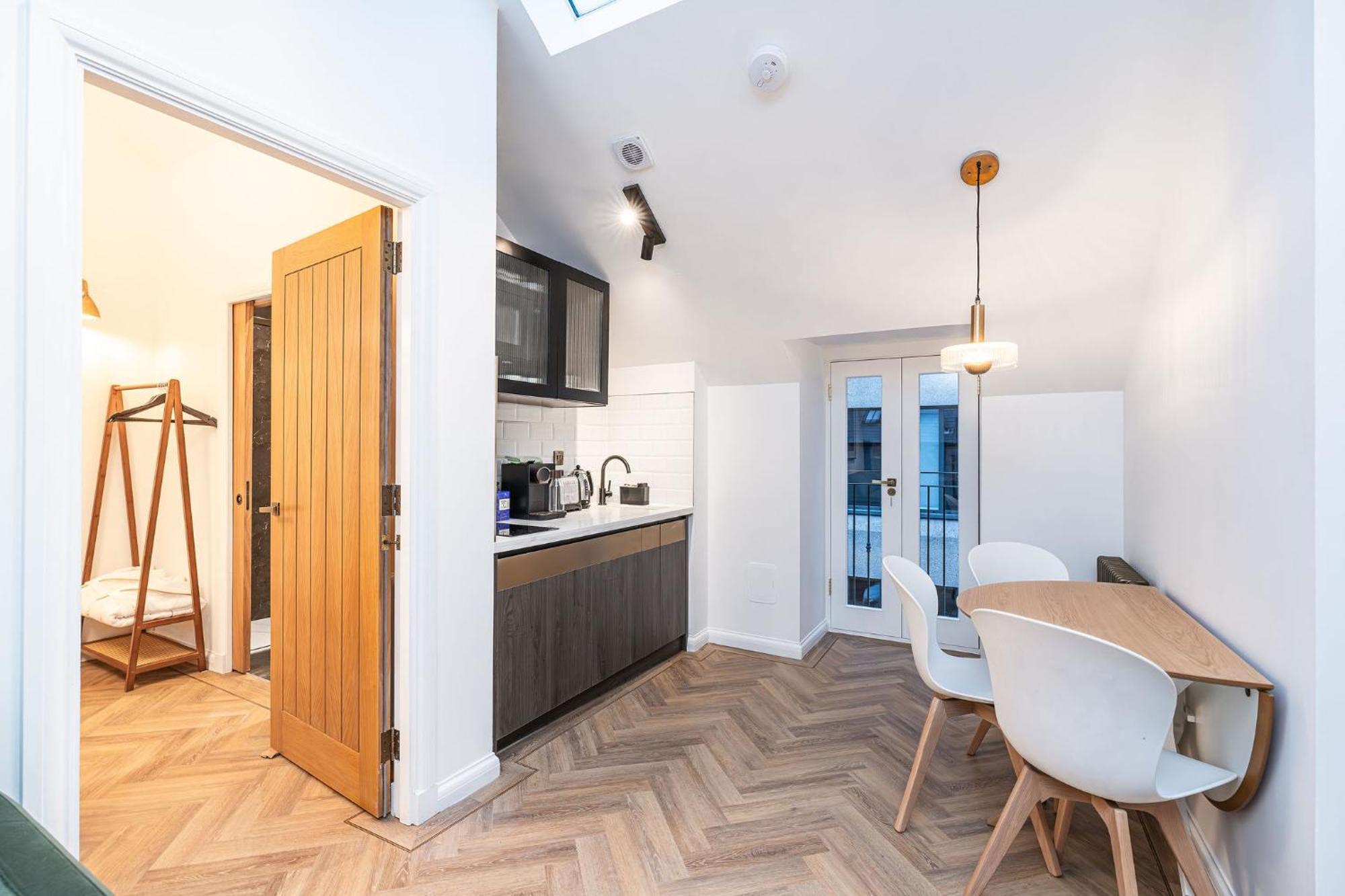 The Coach House Apartment EDI Exterior photo